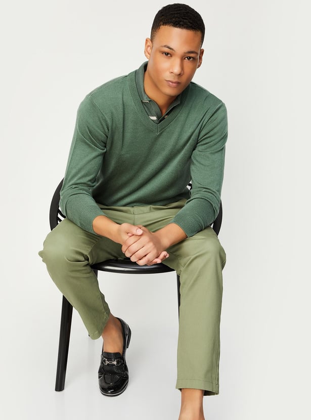Men Soft Low Pill Slim Fit Sweater