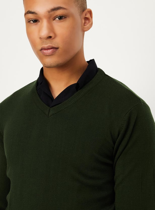 Men Soft Low Pill Slim Fit Sweater