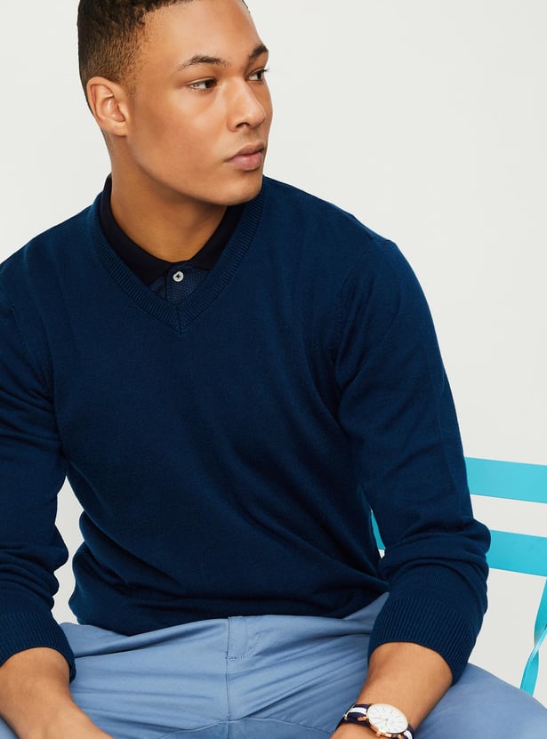 Men Soft Low Pill Slim Fit Sweater
