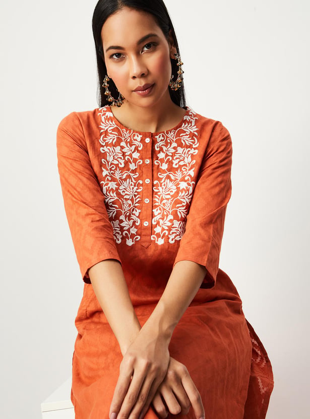 Women Embroidered Straight Kurta