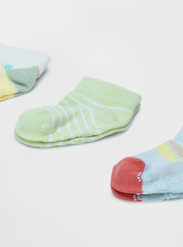 Boys Assorted Ankle-Length Socks - Pack of 3