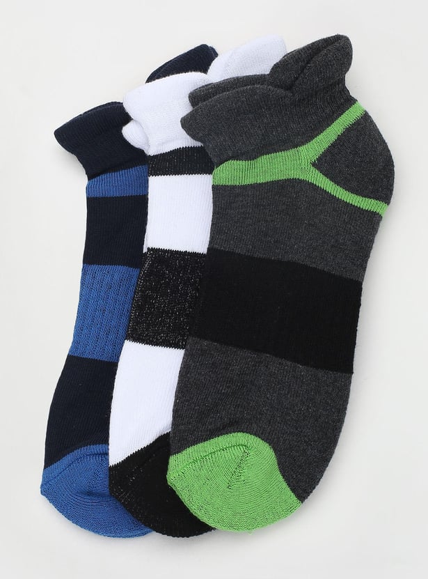 Boys Colourblocked Ankle-Length Socks - Pack of 3