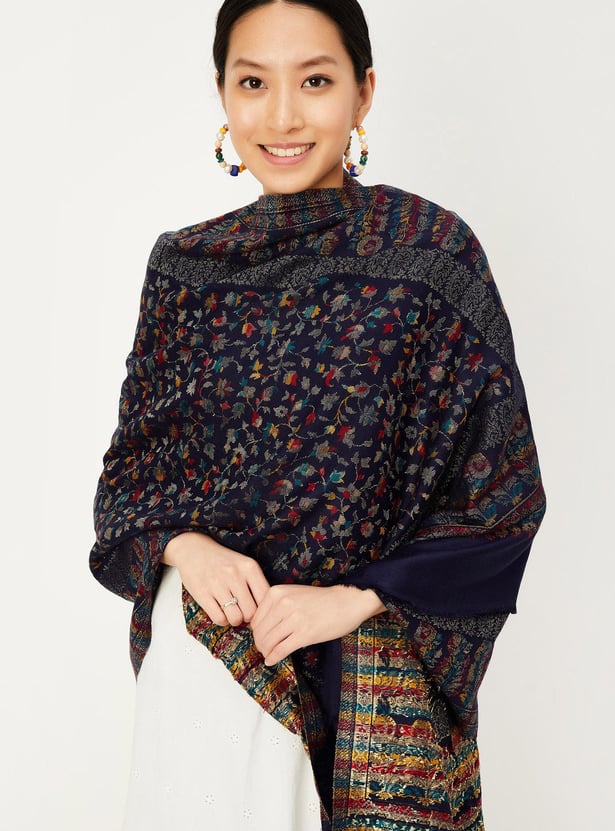 Women Woven Shawl