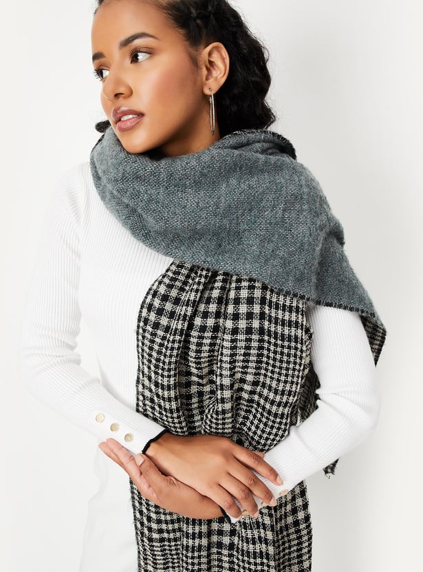 Women Checked Reversible Muffler