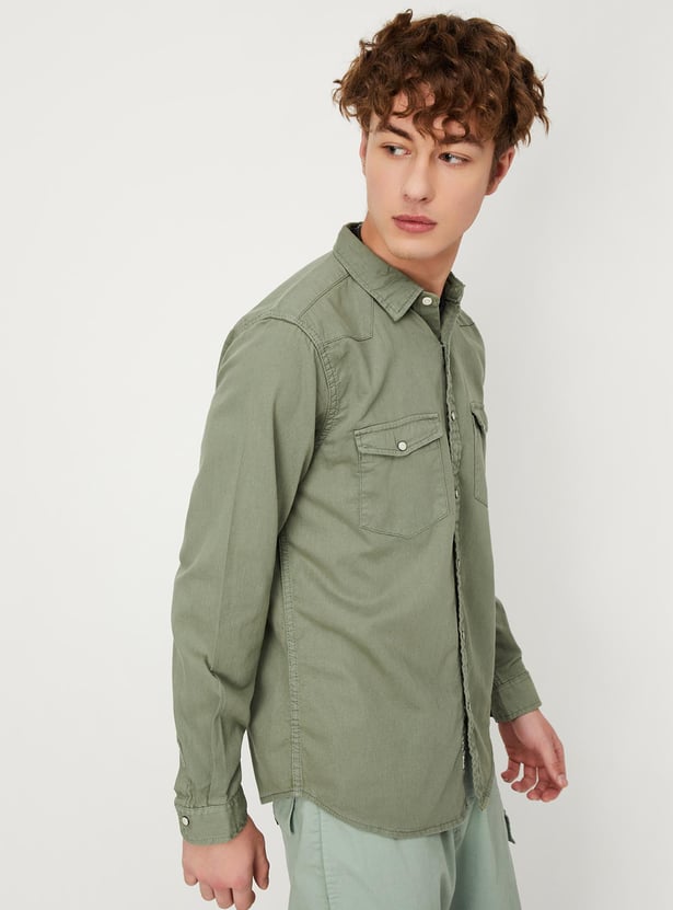 Men Solid Flap Pocket Shirt