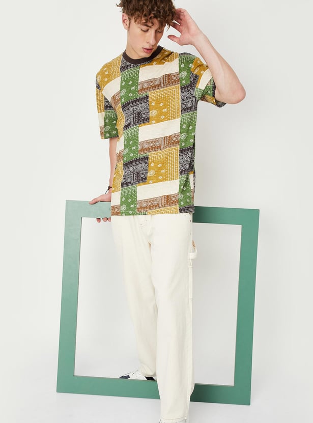 Men Oversized Bandana Printed T-shirt