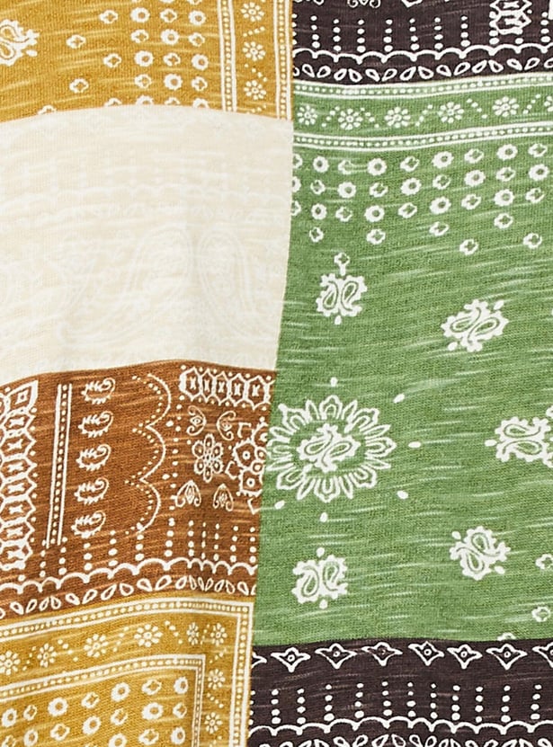 Men Oversized Bandana Printed T-shirt