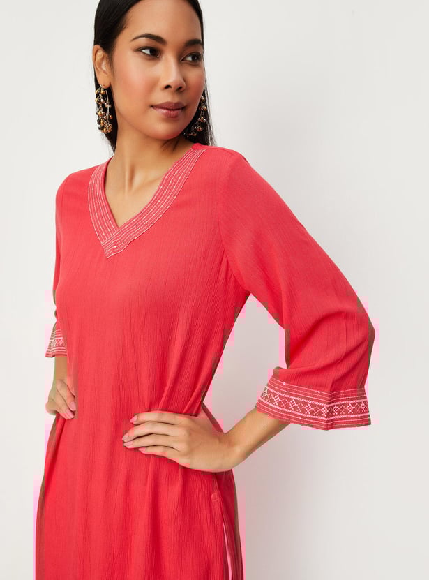 Women Embellished Straight Kurta