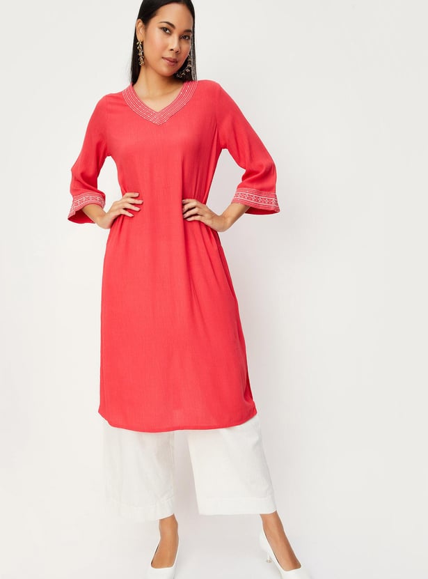 Women Embellished Straight Kurta