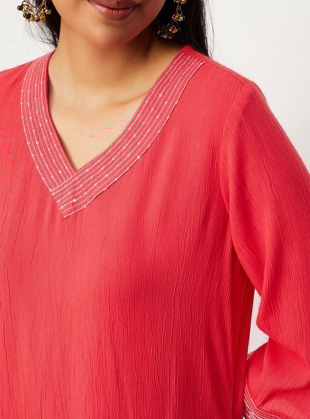 Women Embellished Straight Kurta