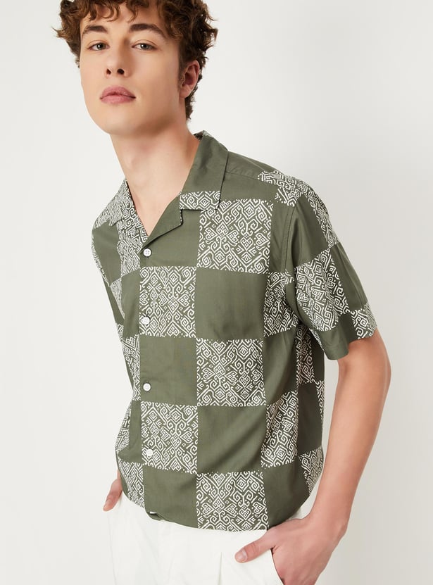 Men Regular Fit Printed Resort Shirt