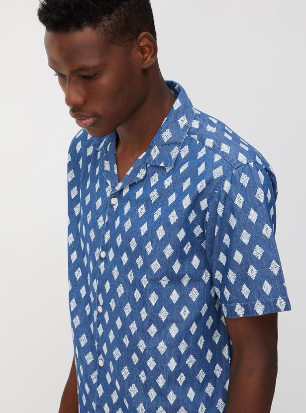 Men Printed Slim Fit Resort Shirt