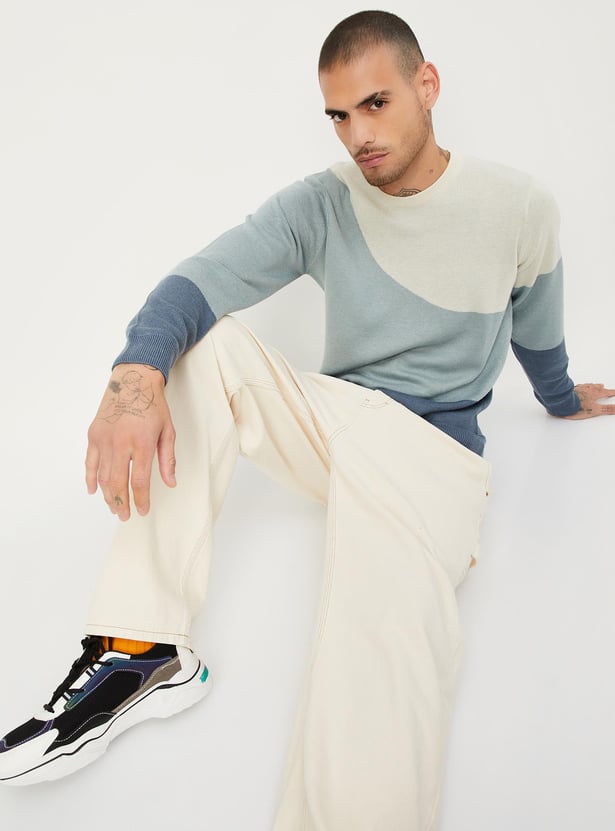 Men Colourblocked Slim Fit Sweater