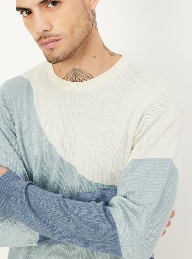 Men Colourblocked Slim Fit Sweater