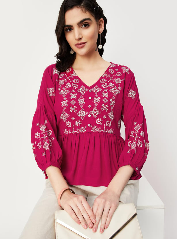 Women Embroidered Tunic