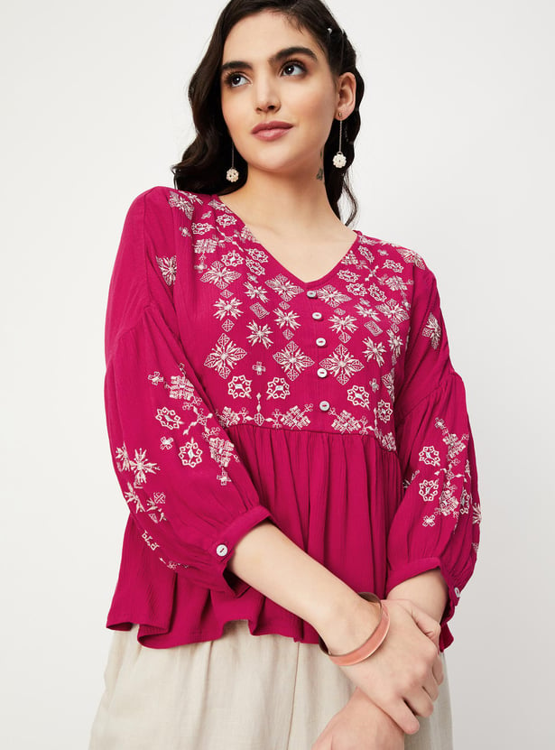 Women Embroidered Tunic