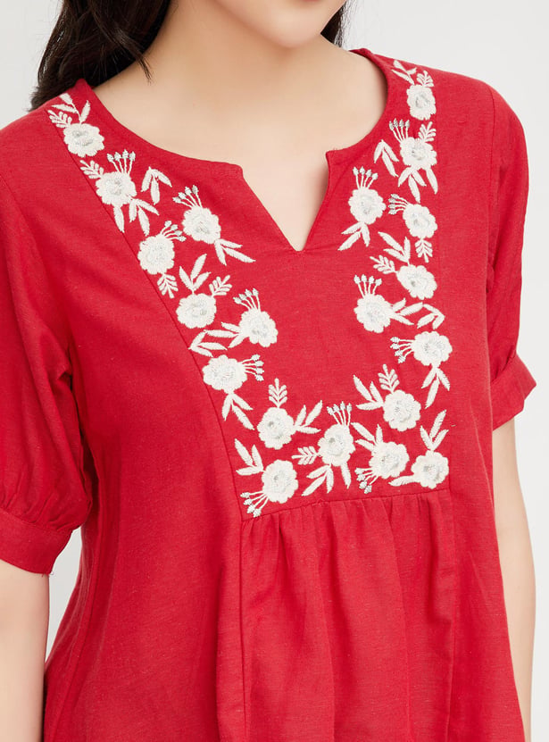 Women Embroidered Tunic