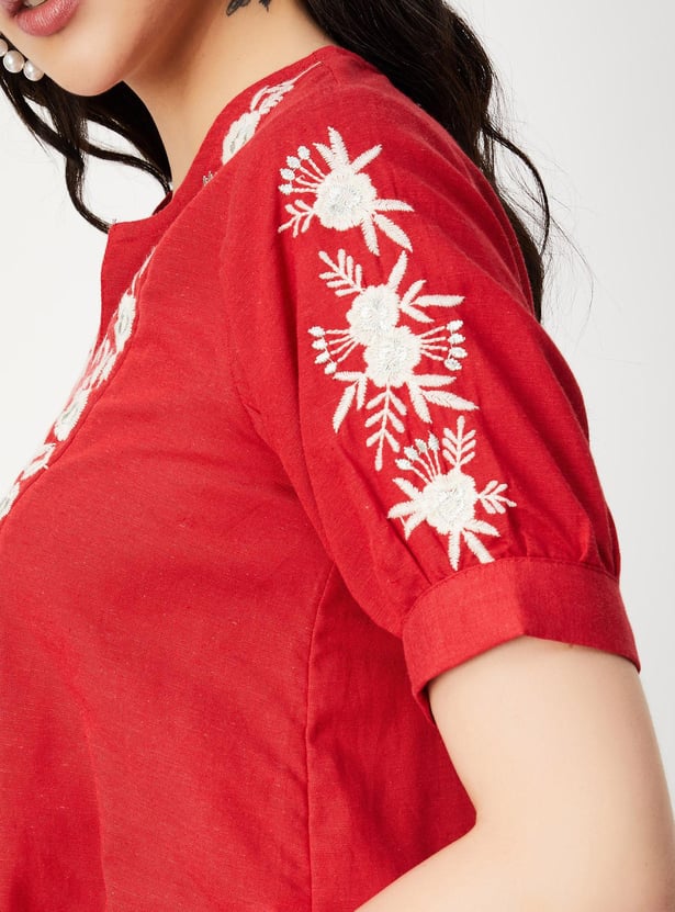 Women Embroidered Tunic