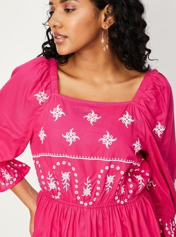 Women Embroidered Square Neck Tunic