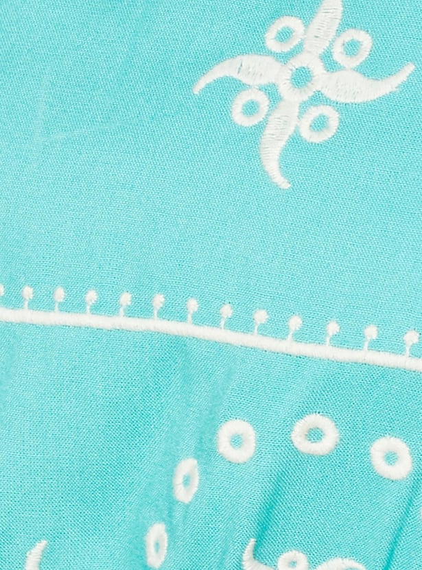 Women Embroidered Cinched Waist Tunic