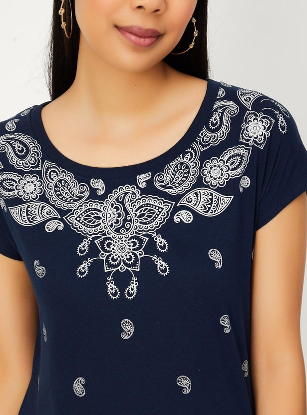 Women Paisley Printed T-shirt