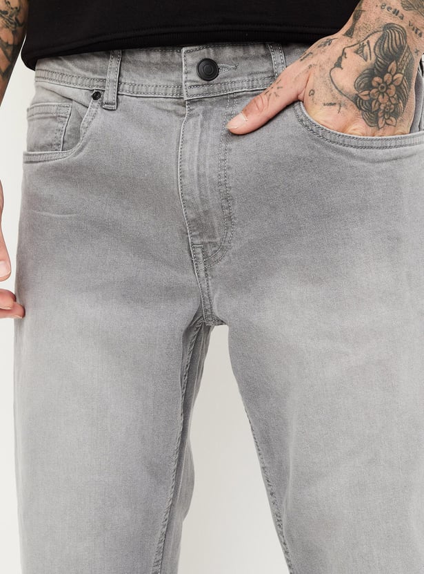 Men Regular Fit Washed Jeans