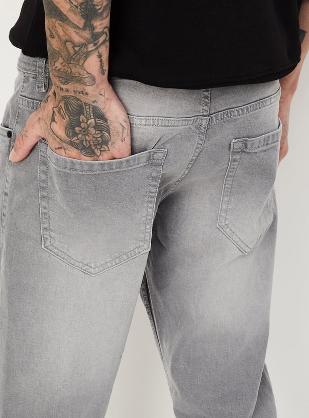 Men Regular Fit Washed Jeans