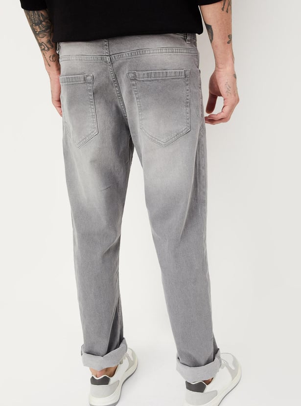 Men Regular Fit Washed Jeans