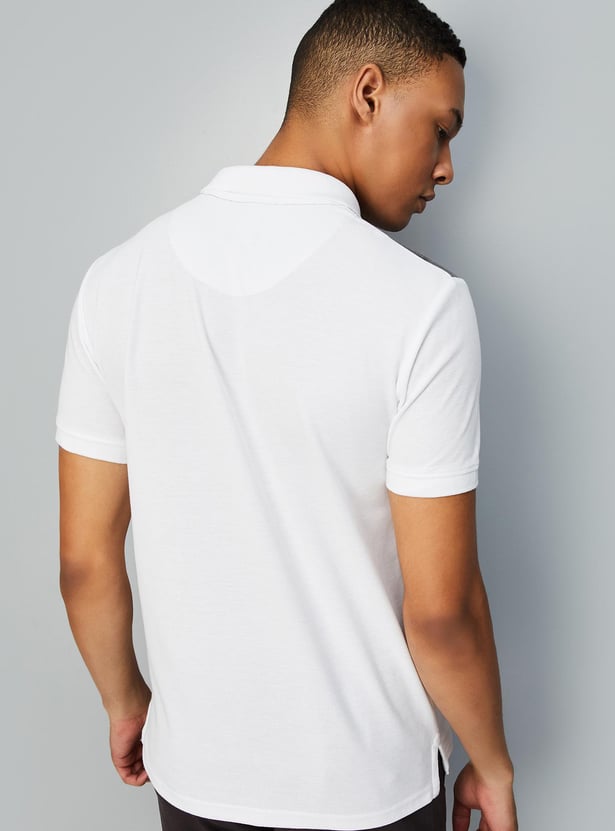 Men Colourblocked Polo T-shirt