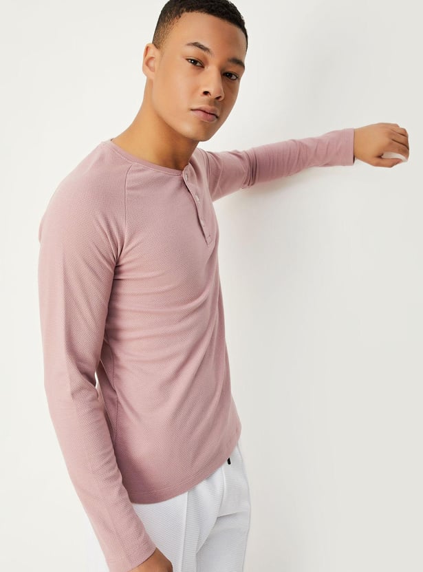 Men Textured Henley Neck T-shirt