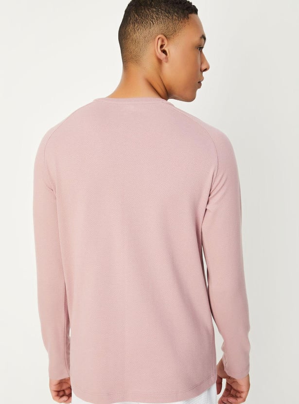 Men Textured Henley Neck T-shirt