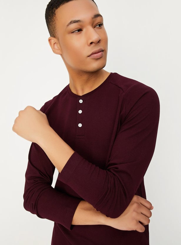 Men Textured Henley Neck T-shirt