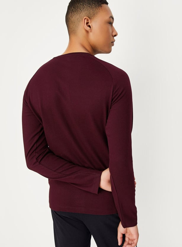 Men Textured Henley Neck T-shirt