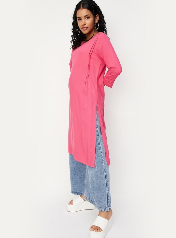 Women Pintuck Straight Kurta