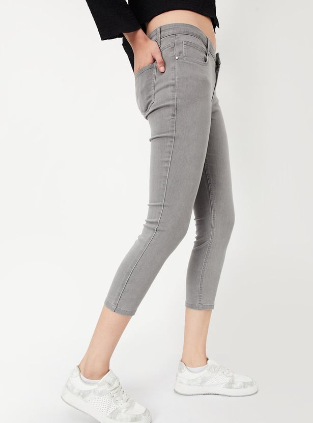 Women Washed Crop Slim Fit Jeans