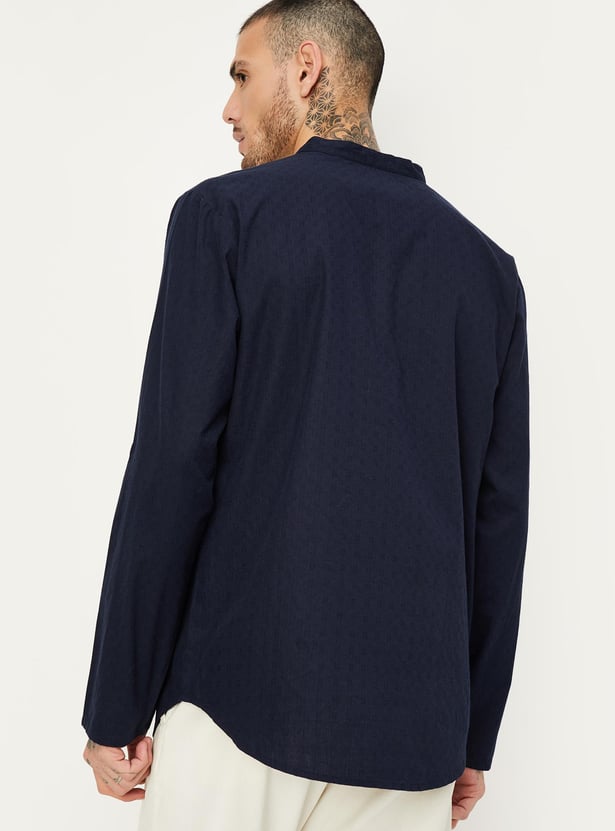 Men Dobby Woven Short Kurta
