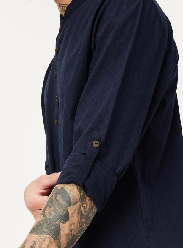 Men Dobby Woven Short Kurta