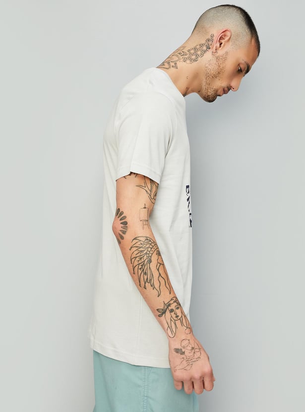 Men Graphic Printed T-shirt