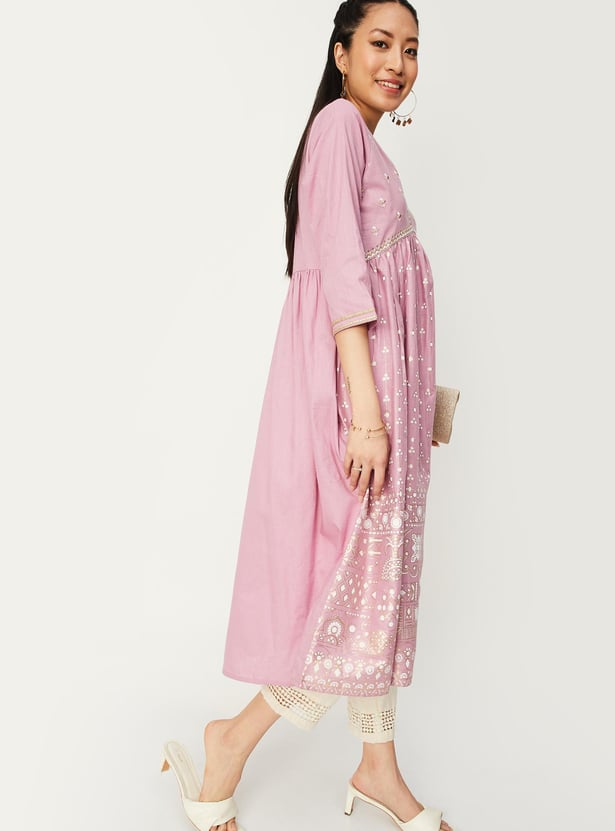 Women Embroidered Flared Kurta