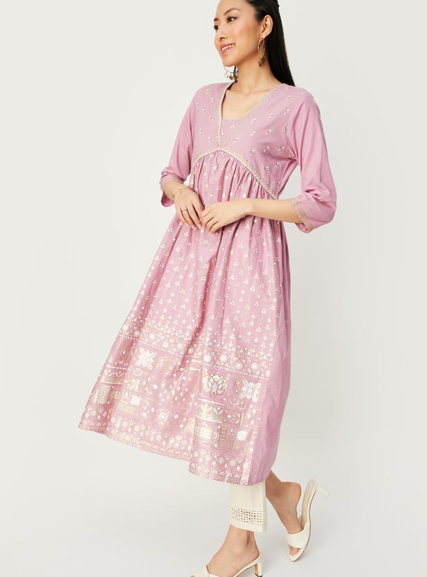 Women Embroidered Flared Kurta