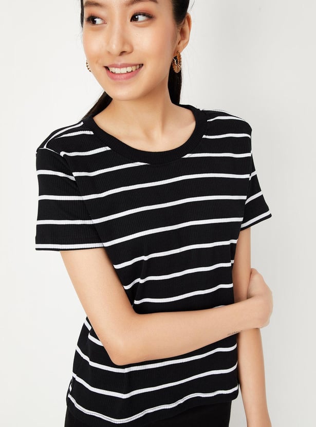 Women Striped Round Neck  T-shirt