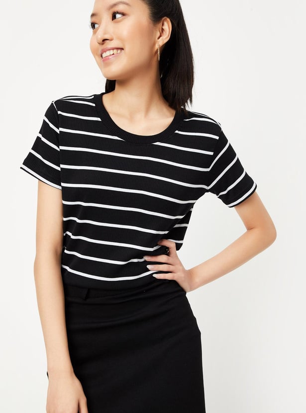 Women Striped Round Neck  T-shirt