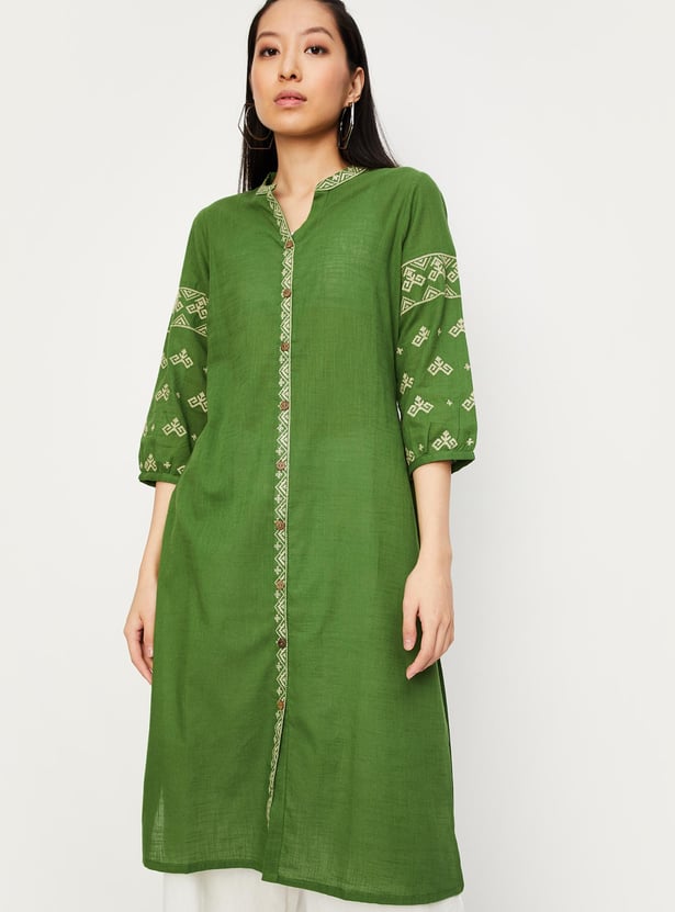 Women Embroidered Straight Kurta