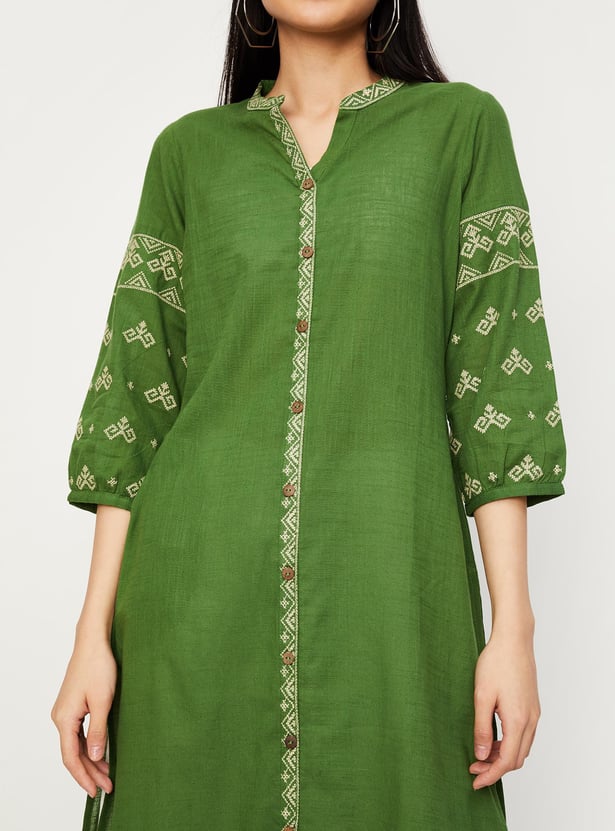 Women Embroidered Straight Kurta