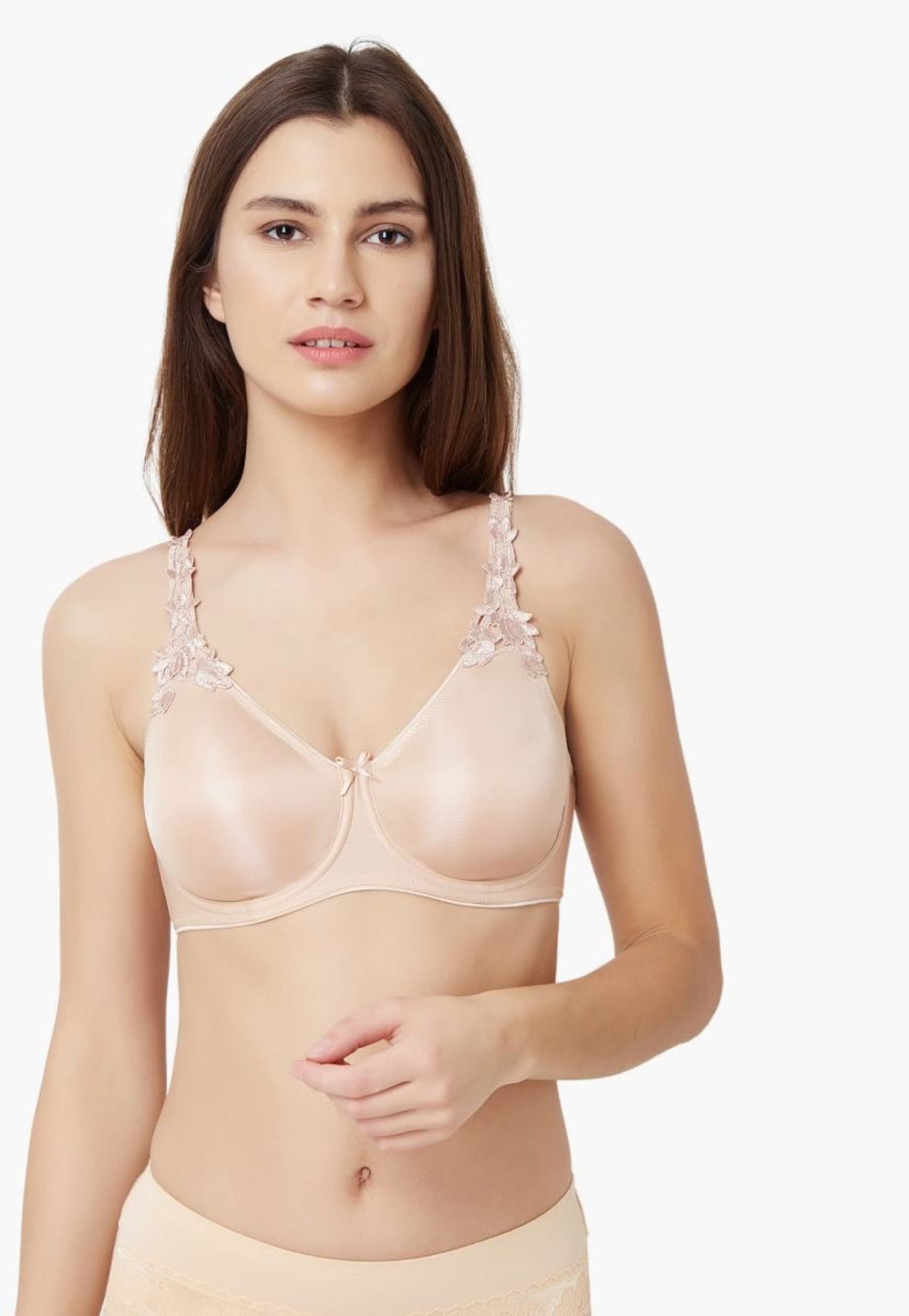 TRIUMPH Lacy Strap Non-Padded Wired Minimizer Bra-picture-31