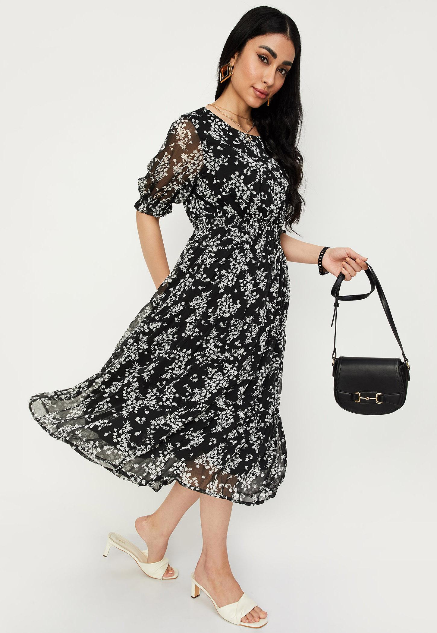 Women Printed Tiered Dress-image-26